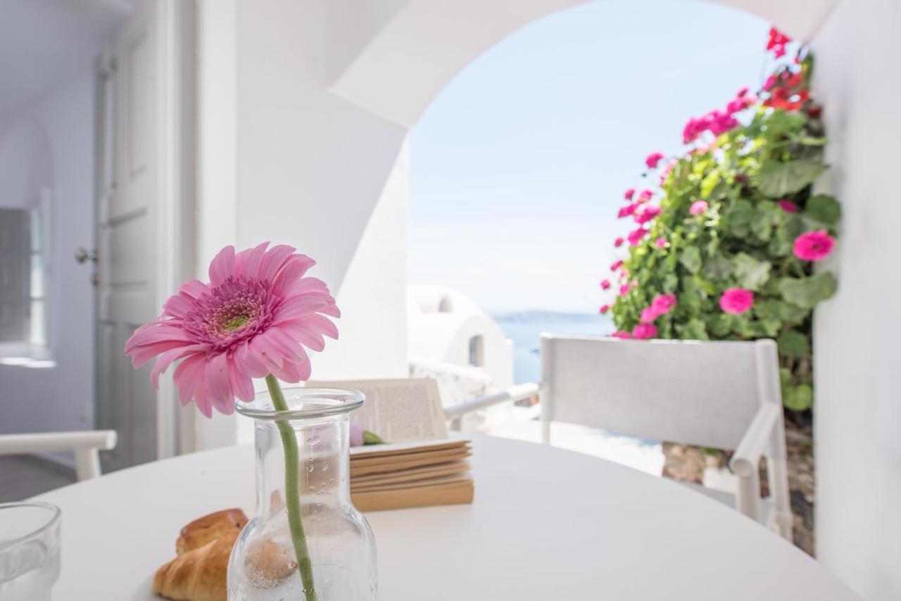 Aqua Mare Luxury Suites Imerovigli  Exterior photo