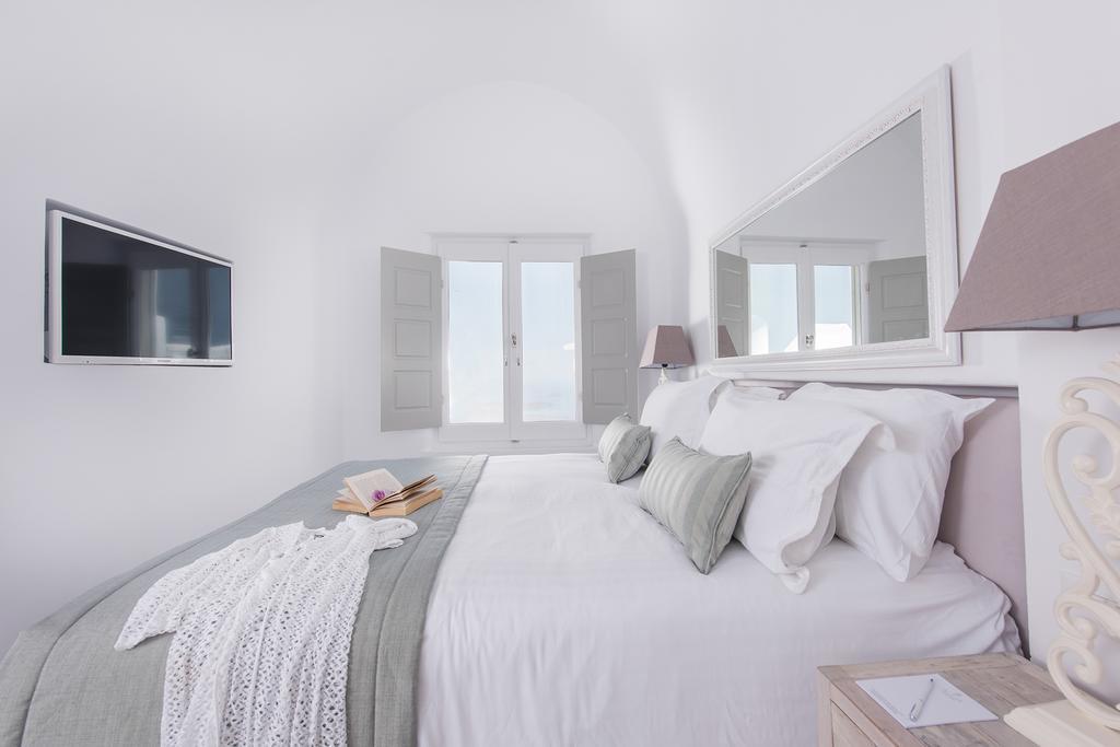 Aqua Mare Luxury Suites Imerovigli  Exterior photo