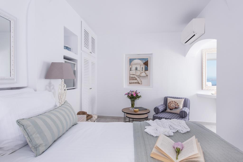 Aqua Mare Luxury Suites Imerovigli  Exterior photo